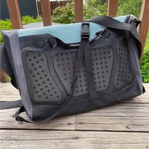 SEAL LINE Urban Shoulder Bag waterproof